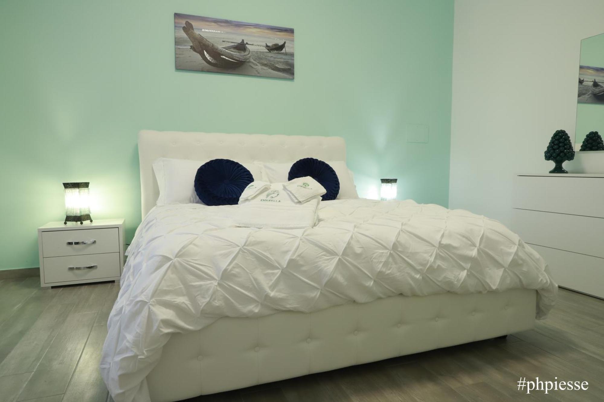 Emerella Luxury Suites-Siderno Lungomare 外观 照片