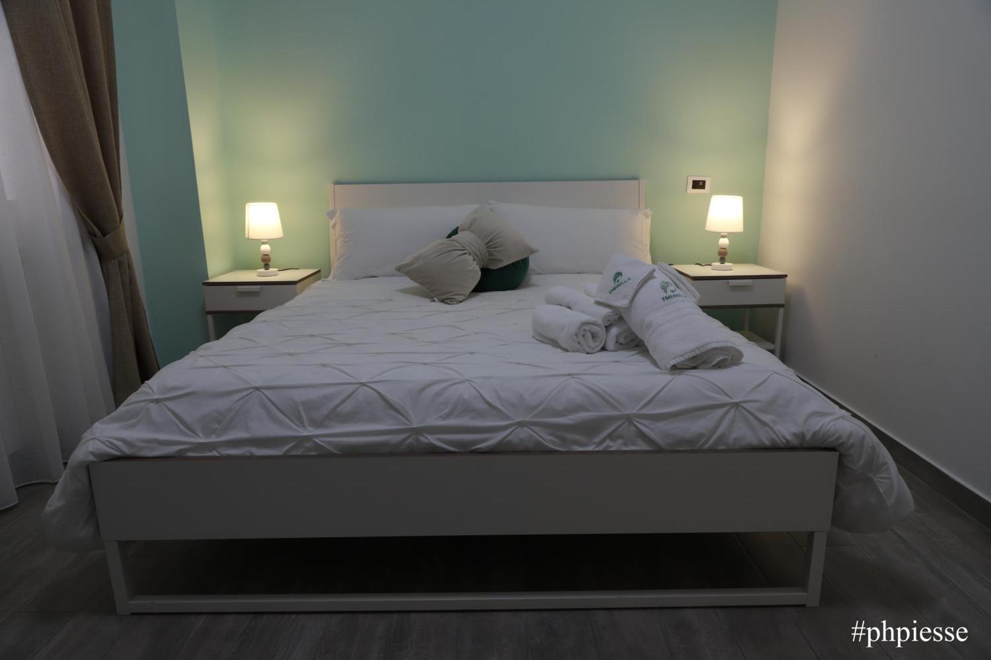 Emerella Luxury Suites-Siderno Lungomare 外观 照片