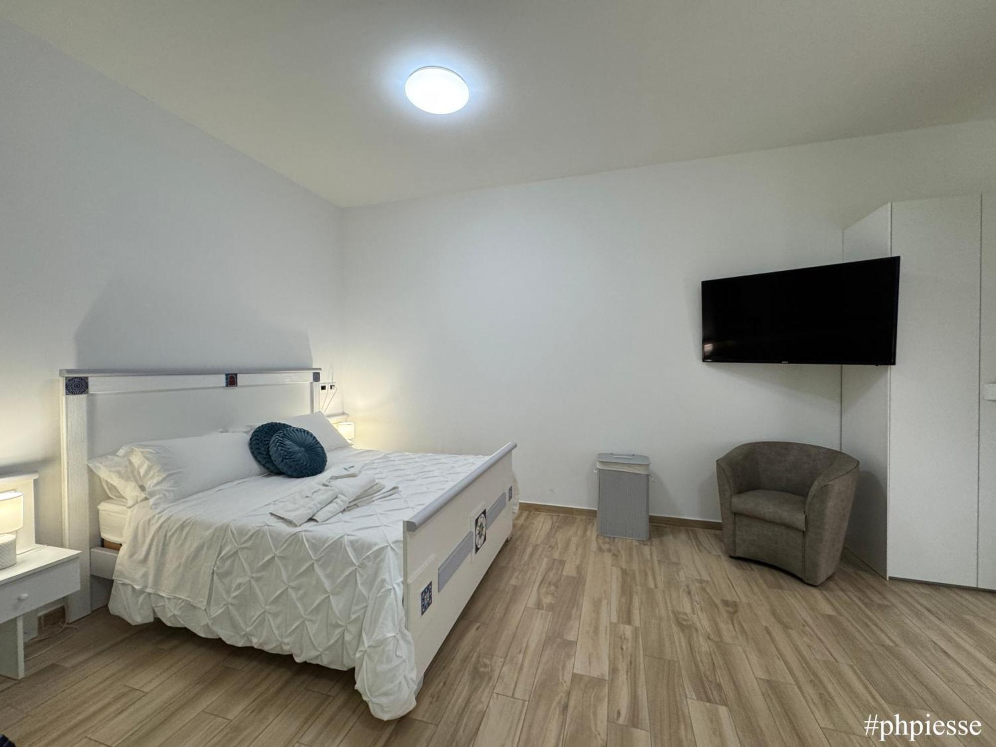 Emerella Luxury Suites-Siderno Lungomare 外观 照片
