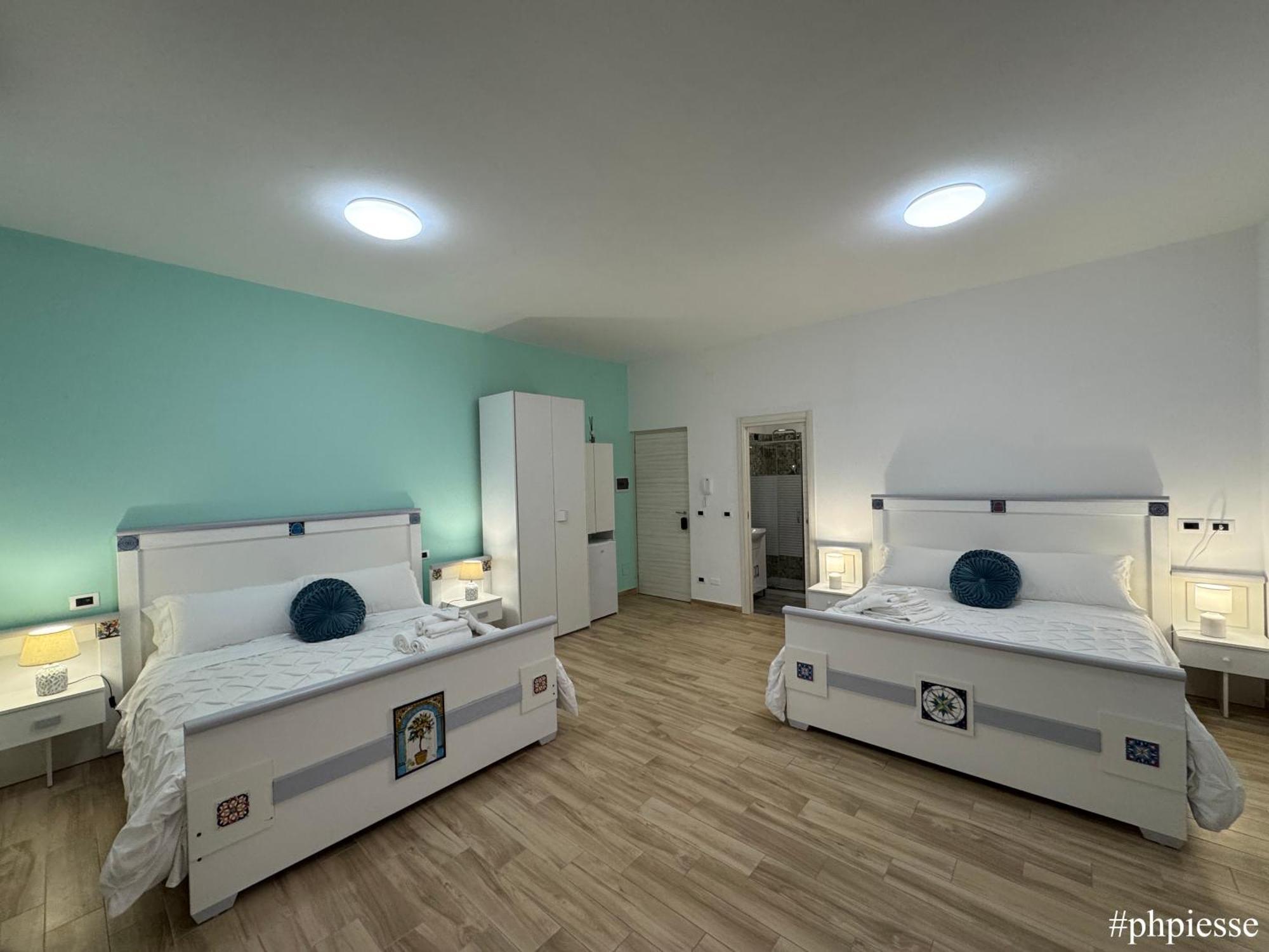 Emerella Luxury Suites-Siderno Lungomare 外观 照片