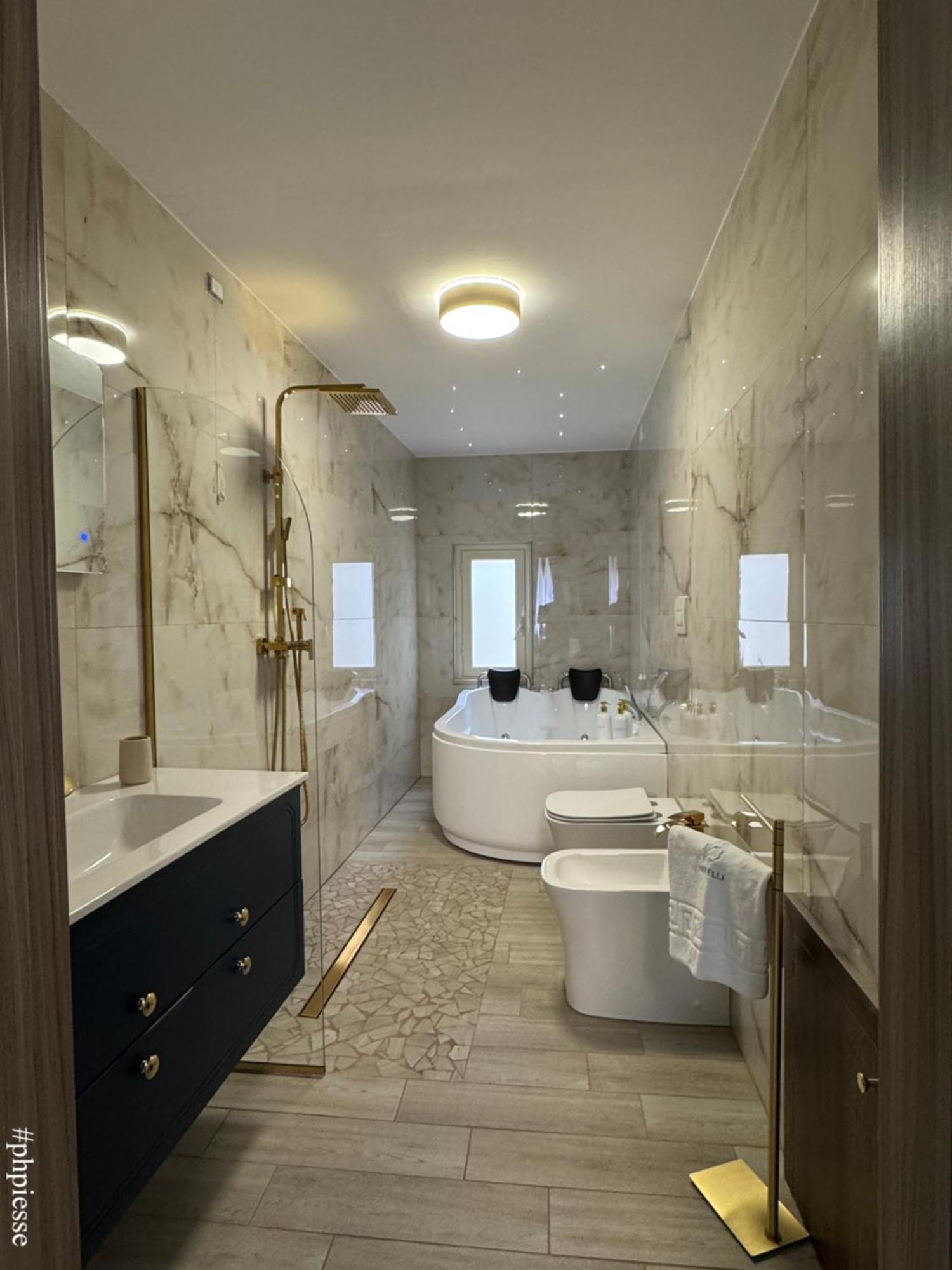 Emerella Luxury Suites-Siderno Lungomare 外观 照片