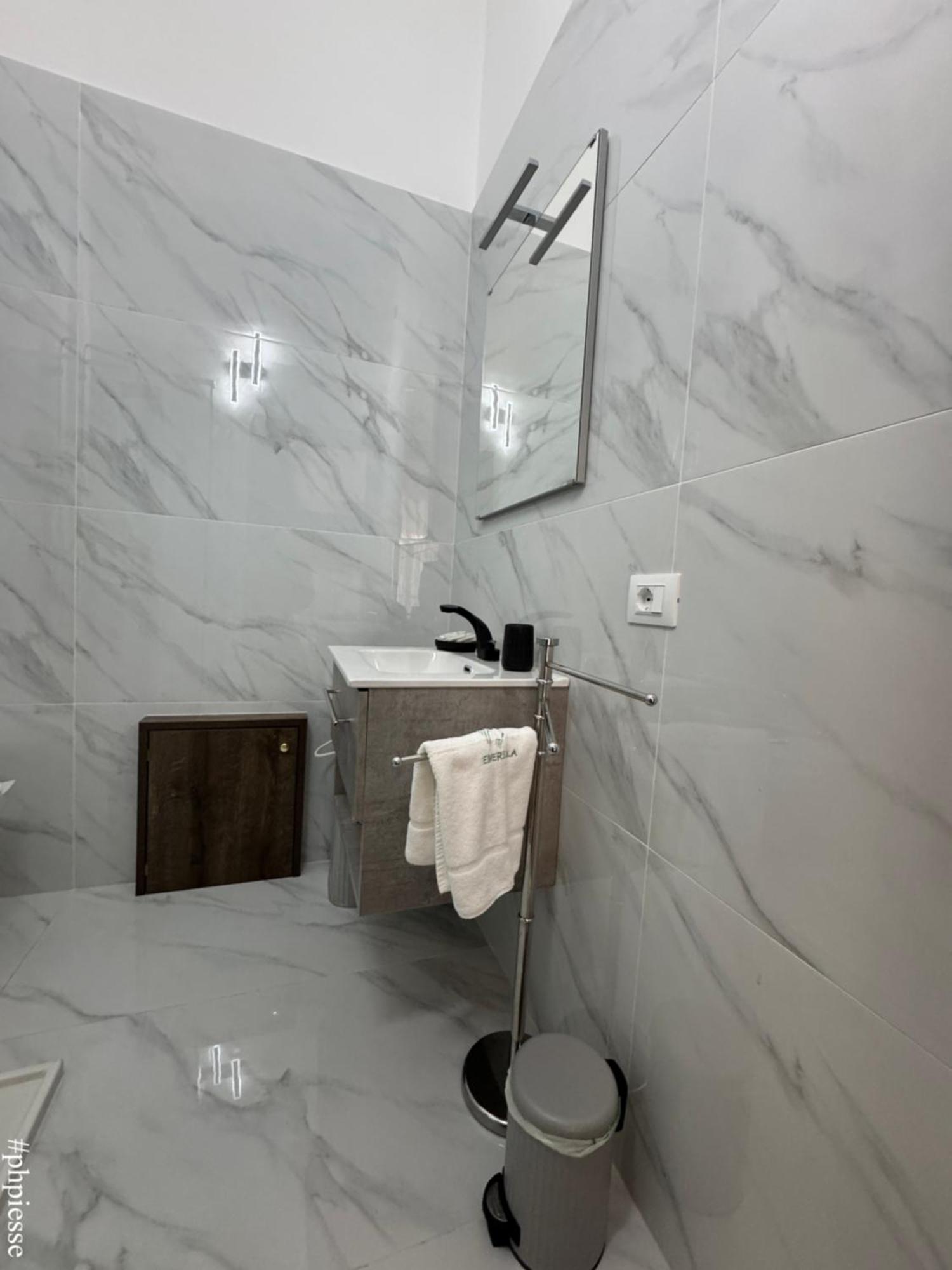 Emerella Luxury Suites-Siderno Lungomare 外观 照片